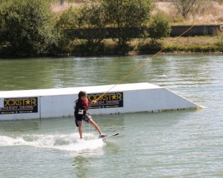  Entrenamiento de wakeboard cerca de Toulouse 